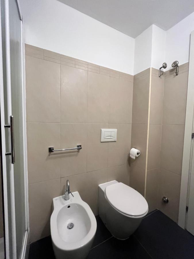Bocconi Apartment Милан Экстерьер фото